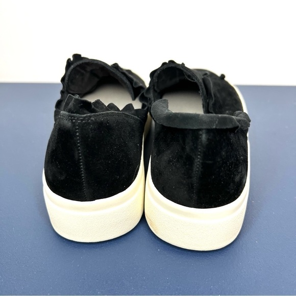 Sole Society Talexa Slip On Black Sporty Ruffle Sneaker Size 6 - Picture 5 of 14
